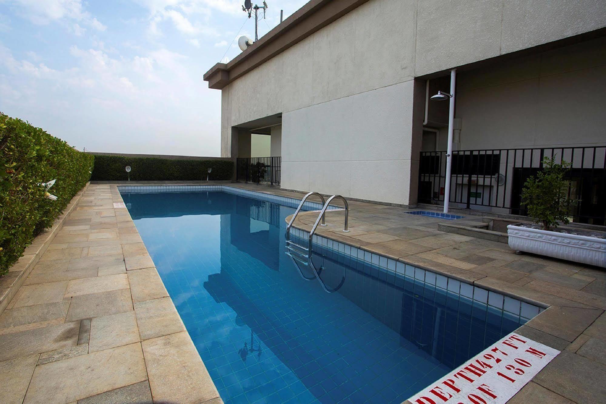 Travel Inn Osasco Buitenkant foto